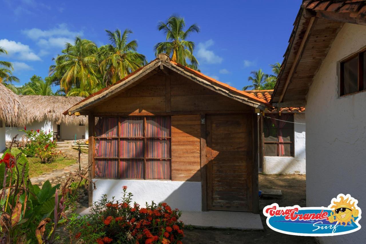 Отель Casa Grande Surf Гуачака Экстерьер фото