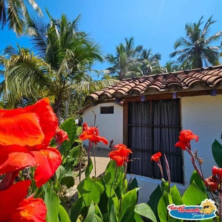Отель Casa Grande Surf Гуачака Экстерьер фото